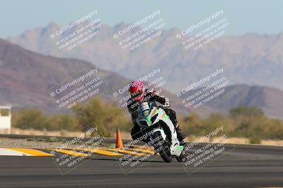 media/Nov-06-2022-SoCal Trackdays (Sun) [[208d2ccc26]]/Turn 14 (930am)/